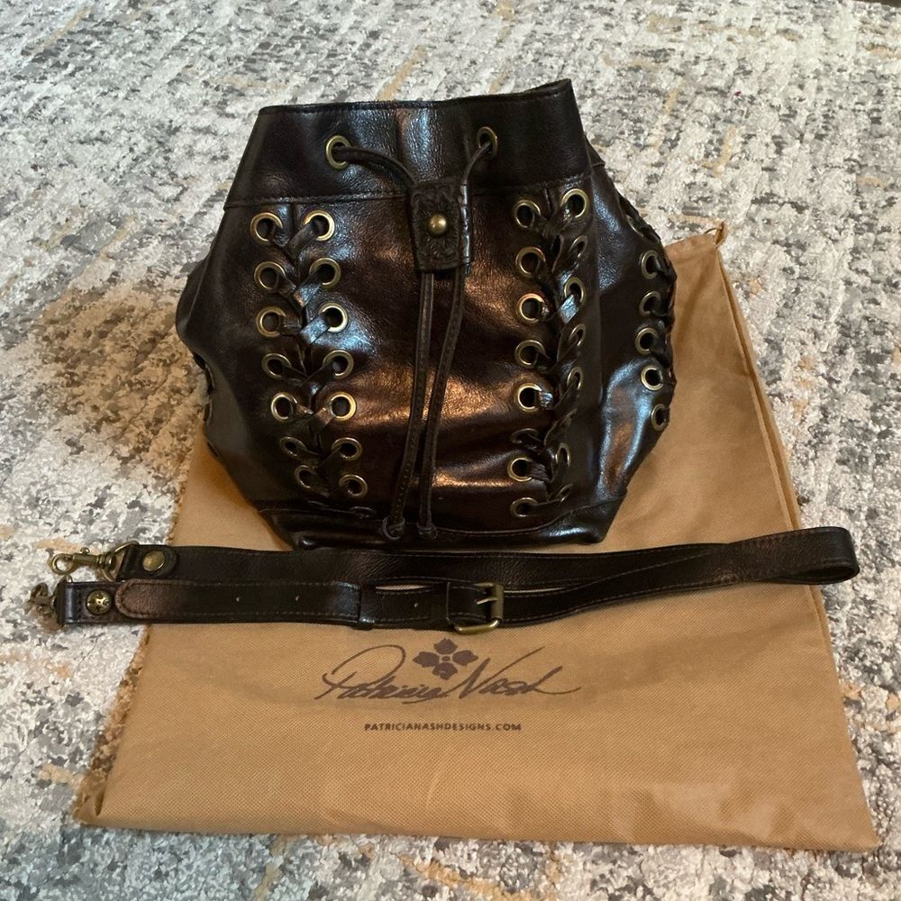 PATRICIA NASH MARTINA DISTRESSED BUCKET BAG! DARK BROWN, EUC!